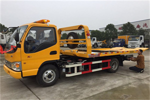 镇坪哪里有拖车服务