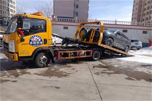 镇坪救援拖车费用怎么算